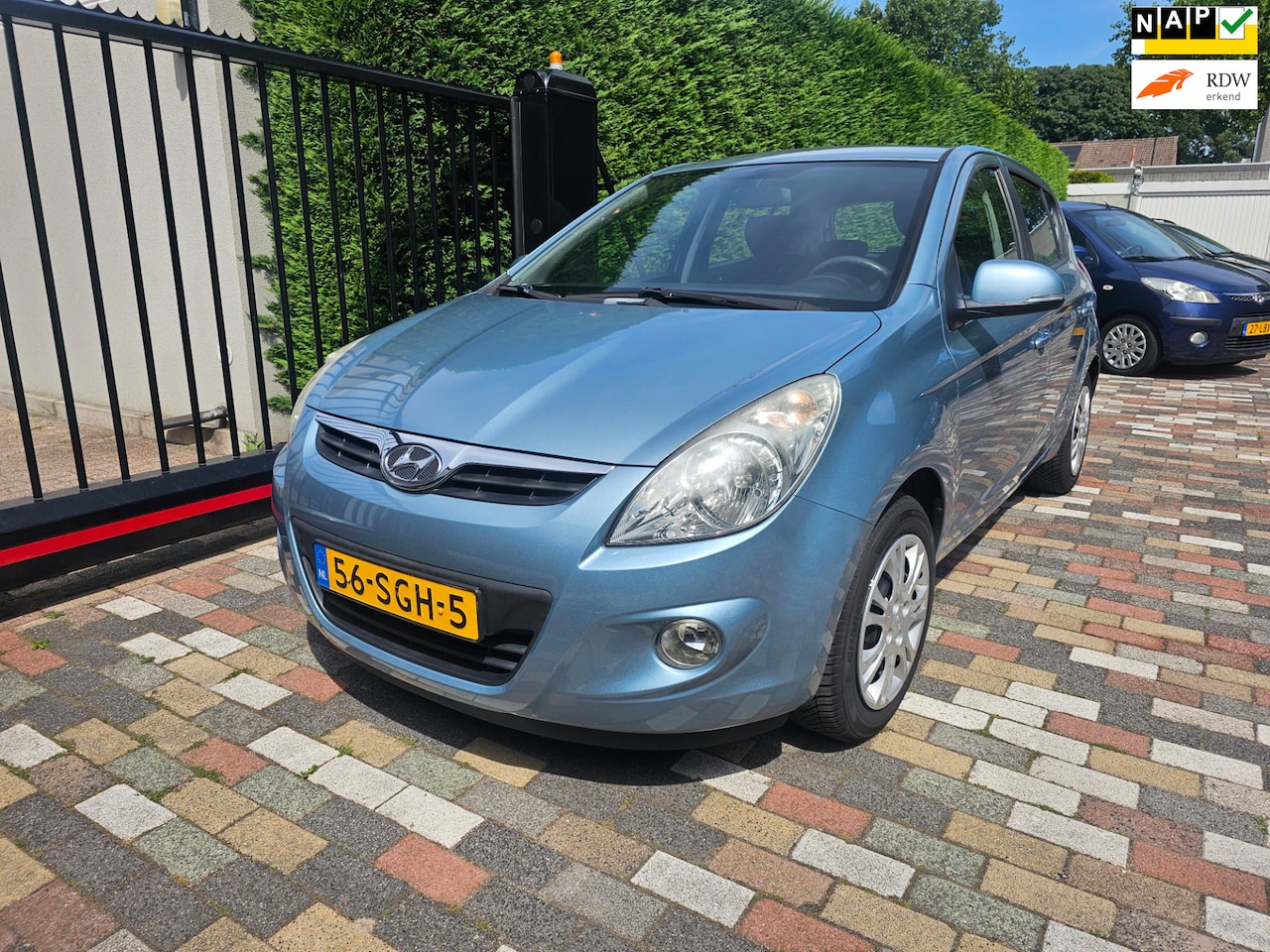 Hyundai i20 - 1.2i i-Motion 2011 Airco 5 deurs - AutoWereld.nl