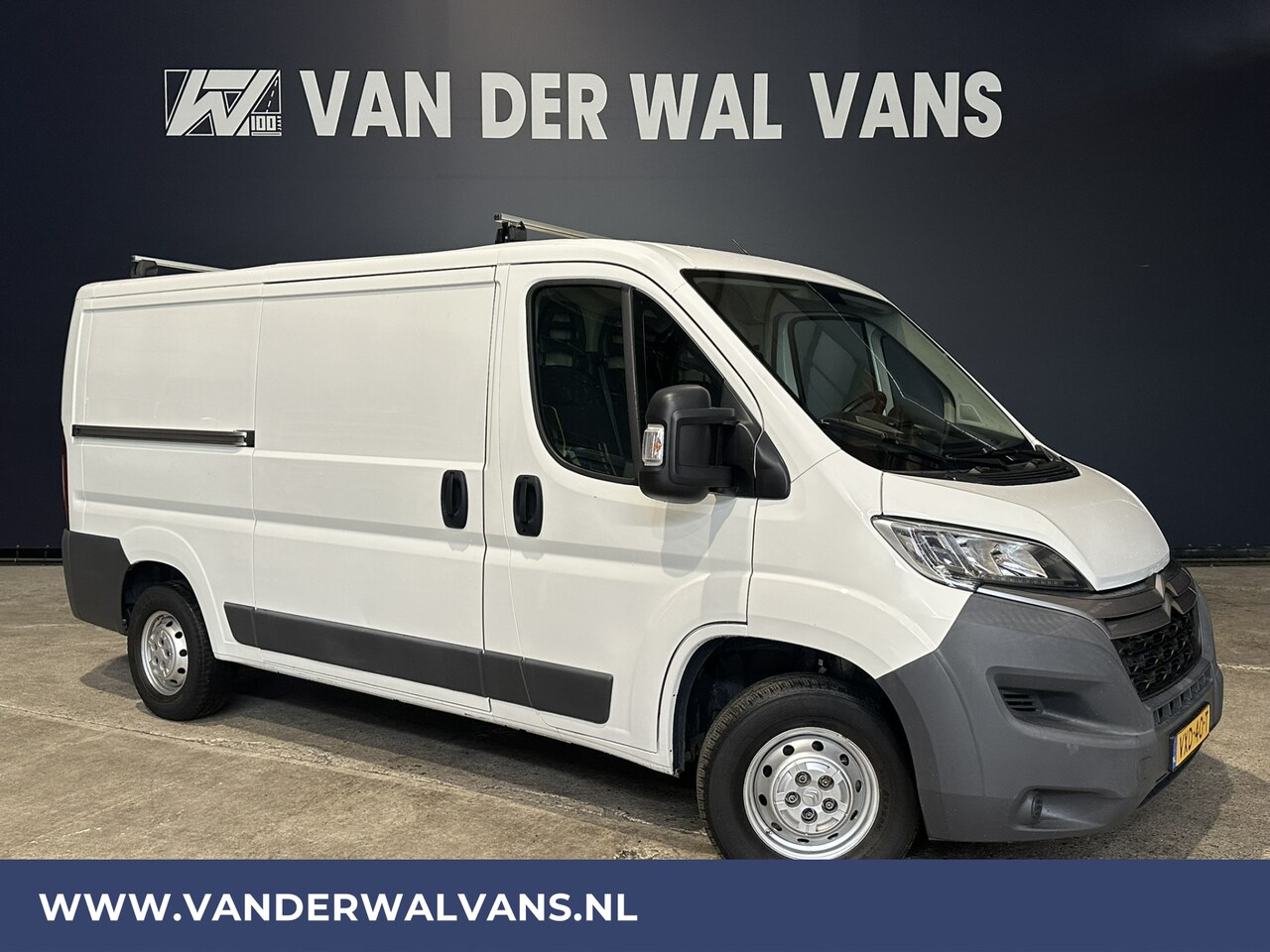 Citroën Jumper - 2.0 BlueHDi 130pk L2H1 Euro6 # Airco | 2500kg Trekhaak | Dakdragers | LED Parkeersensoren, - AutoWereld.nl