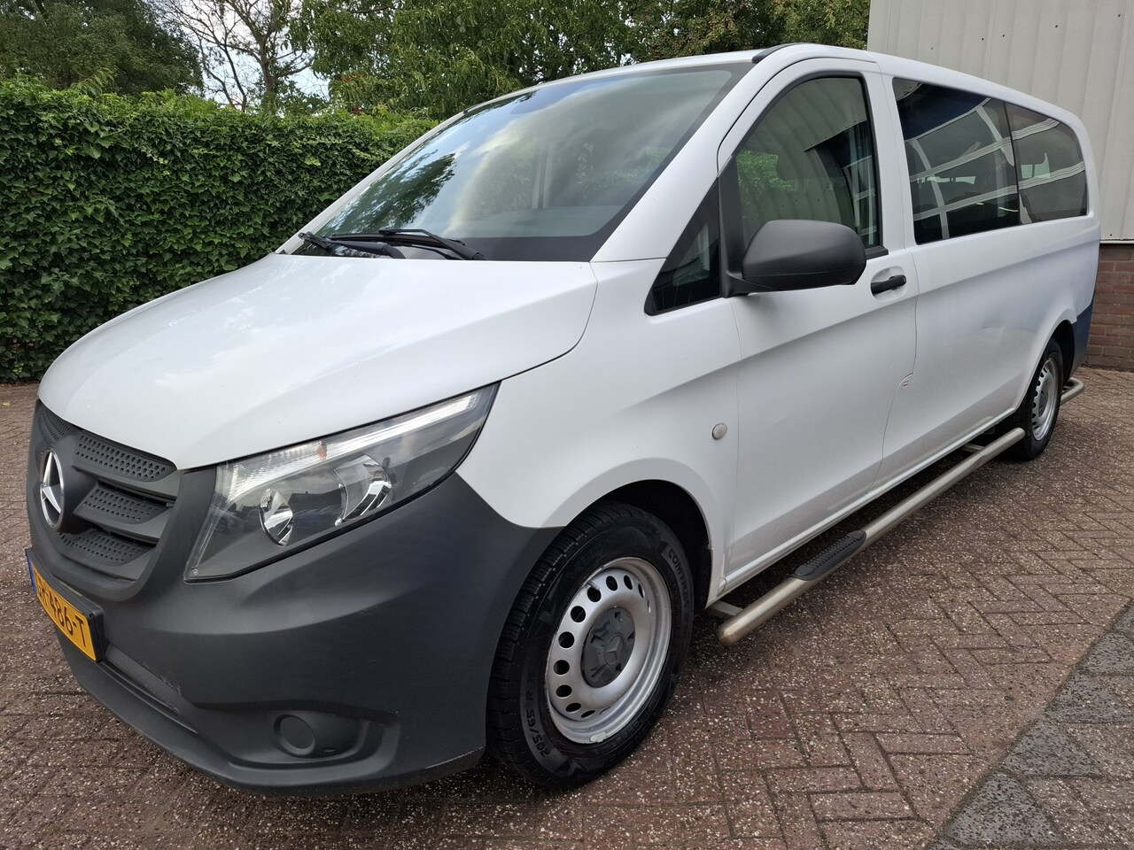 Mercedes-Benz Vito Tourer - 109 CDI Base Extra Lang 11500.- INCL BTW 9-PERSOONS 88PK - AutoWereld.nl