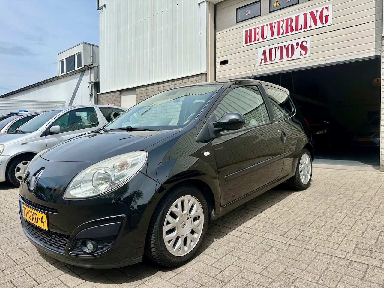 Renault Twingo - 1.2-16V Initiale | Airco | Cruise | PDC | APK - AutoWereld.nl