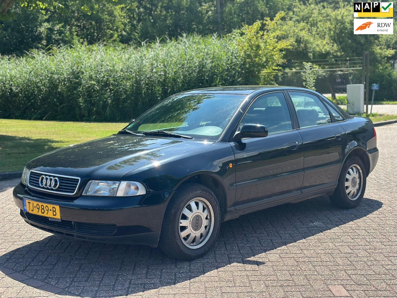 Audi A4 Limousine - 1.6 Advance/AIRCO/STOELVERWARMING/ELECRAMEN VOOR/TREKHAAK - AutoWereld.nl