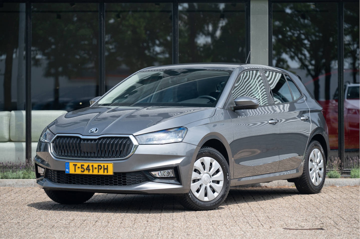 Skoda Fabia - 1.0 TSI Business Edition | Navi by app | PDC | Cruise | DAB | Stoelverw. - AutoWereld.nl