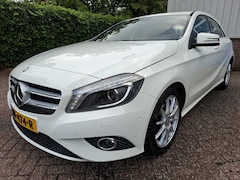 Mercedes-Benz A-klasse - 180 Ambition AIRCO/CRUISE/NAVI/PDC/XENON/LED 122PK