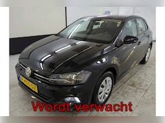 Volkswagen Polo - 1.0 MPI Comfortline Clima, Lage km stand