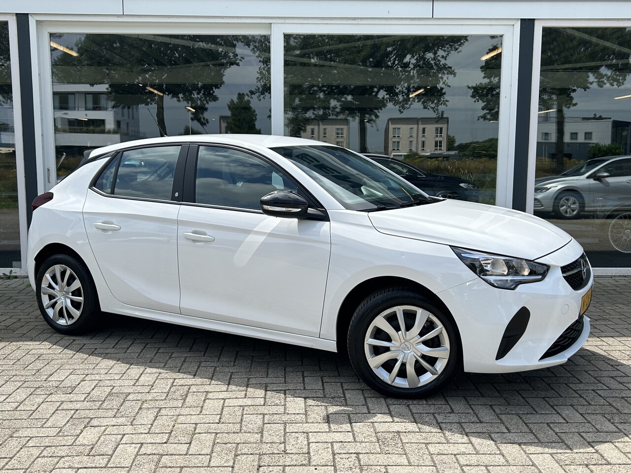 Opel Corsa-e - Edition 1 fase 50 kWh 50% deal 5.875,- ACTIE Carplay / Cruise / Clima / PDC - AutoWereld.nl