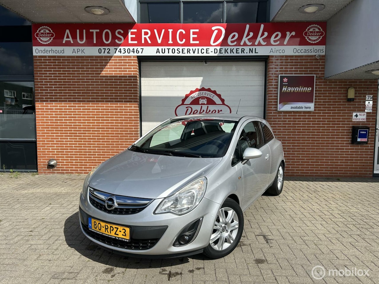 Opel Corsa - 1.2-16V Cosmo 1.2-16V Cosmo - AutoWereld.nl