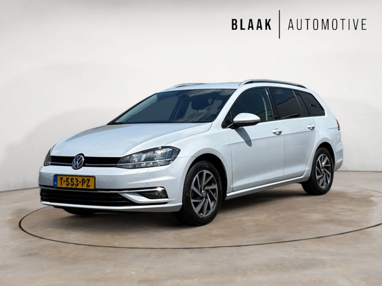 Volkswagen Golf Variant - 1.0 TSI Comfort Line Business | AUTOMAAT | NAVIGATIE | CAMERA - AutoWereld.nl