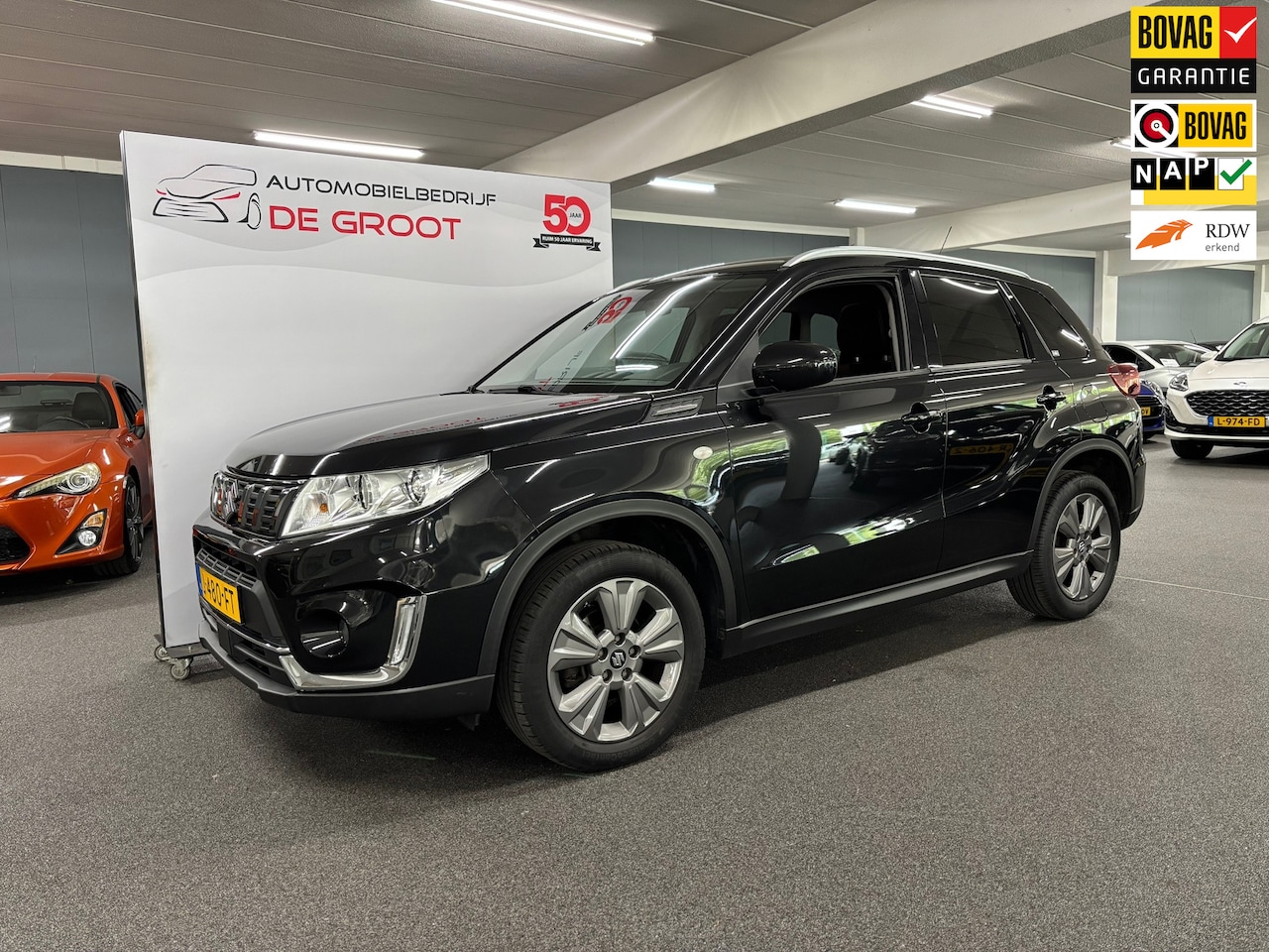 Suzuki Vitara - 1.0 Boosterjet Select / NL-auto, Eerste eigenaar, Cruise control, Navi, Camera, Trekhaak - AutoWereld.nl