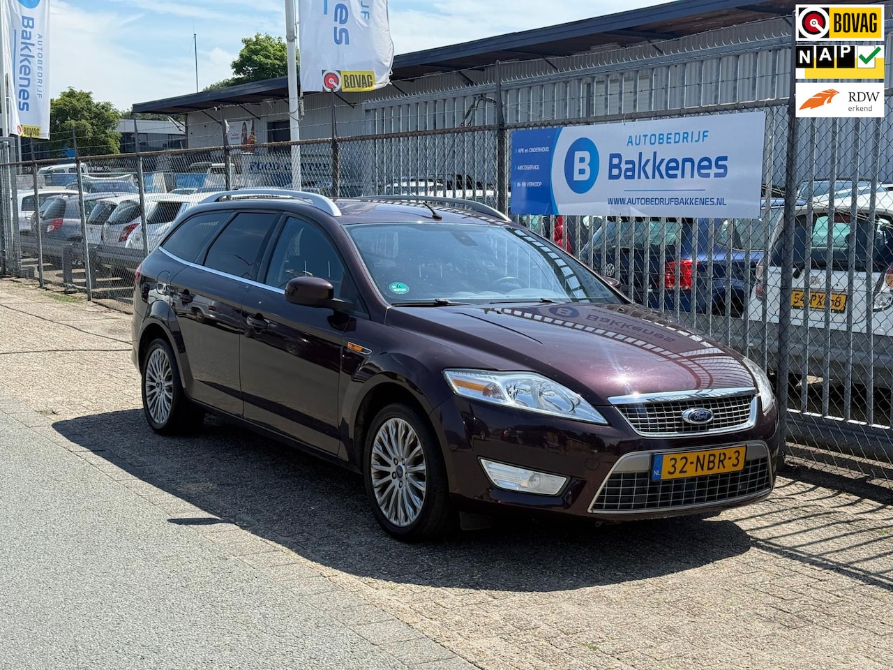 Ford Mondeo Wagon - 2.0-16V Limited | Airco | Cruise | Trekhaak - AutoWereld.nl