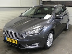 Ford Focus Wagon - 1.0 First Edition - Navigatie - Leer - Mooie auto