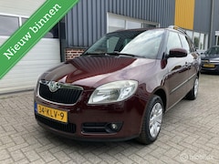 Skoda Fabia Combi - 1.4-16V Tour NETTE AUTO TREKHAAK