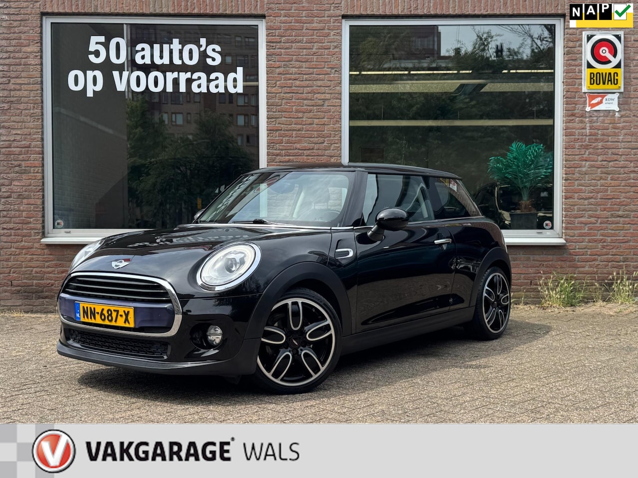 MINI Cooper - Mini 1.5 SERIOUS BUSINESS | NAVI | AIRCO | JCW VELGEN | USB | CRUISE | PDC - AutoWereld.nl