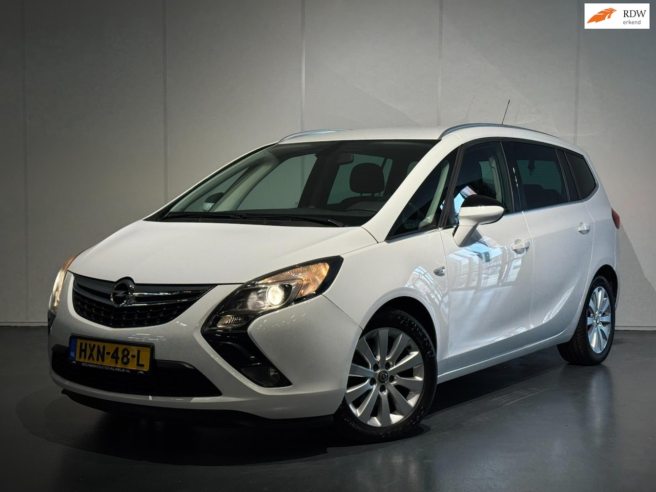 Opel Zafira Tourer - 1.4 Business Edition 7p. /Airco/Cruise/Elek. Pakket/LMV - AutoWereld.nl