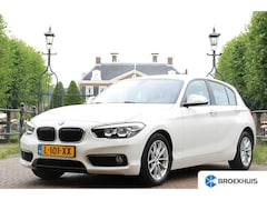 BMW 1-serie - 118i Executive AUTOMAAT | STOELVERWARMING | DEALER OH | CRUISE CONTROL | NAVIGATIE