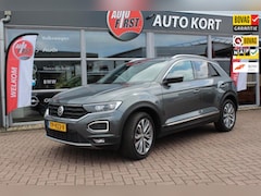 Volkswagen T-Roc - 1.5 TSI Sport, met afneembare trekhaak, eerste eigenaar, NL auto