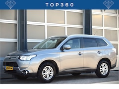 Mitsubishi Outlander - 2.0 Business Edition OrigNL | 7 persoons | Trekhaak