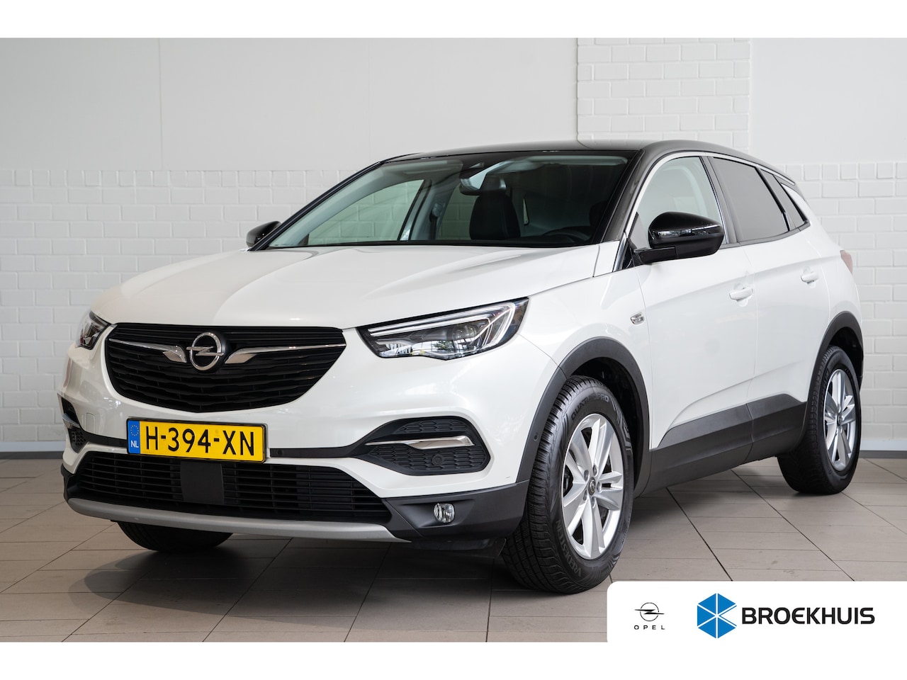 Opel Grandland X - 1.2 Turbo Automaat Business Executive | Navigatie | AGR | Parkeersensoren | Climate Contro - AutoWereld.nl