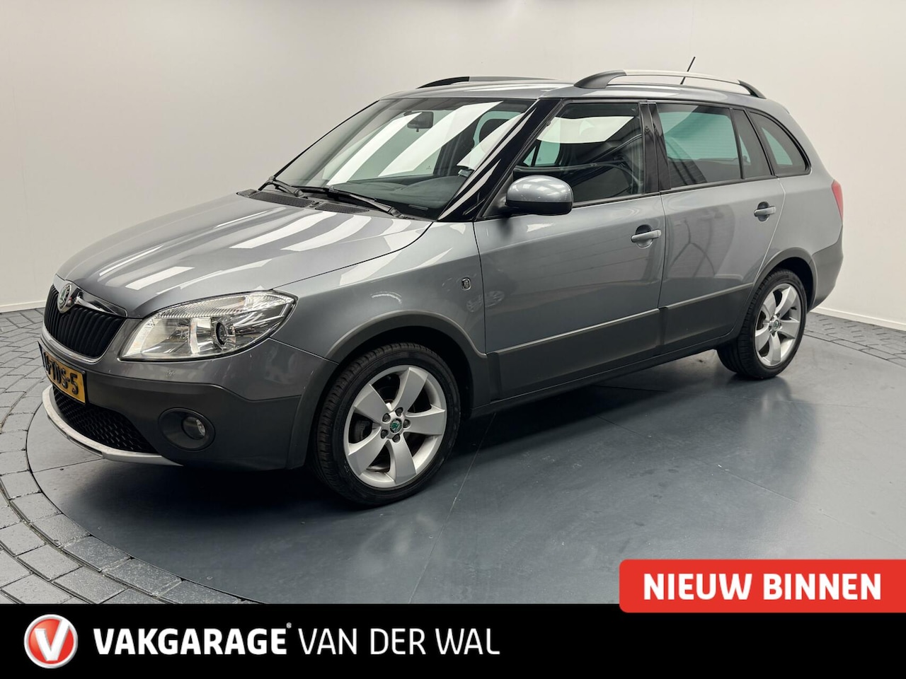 Skoda Fabia Combi - 1.2 TSi Scout Trekhaak-Cr.contr-Clima-Parkeersensoren-Lm16''velgen - AutoWereld.nl