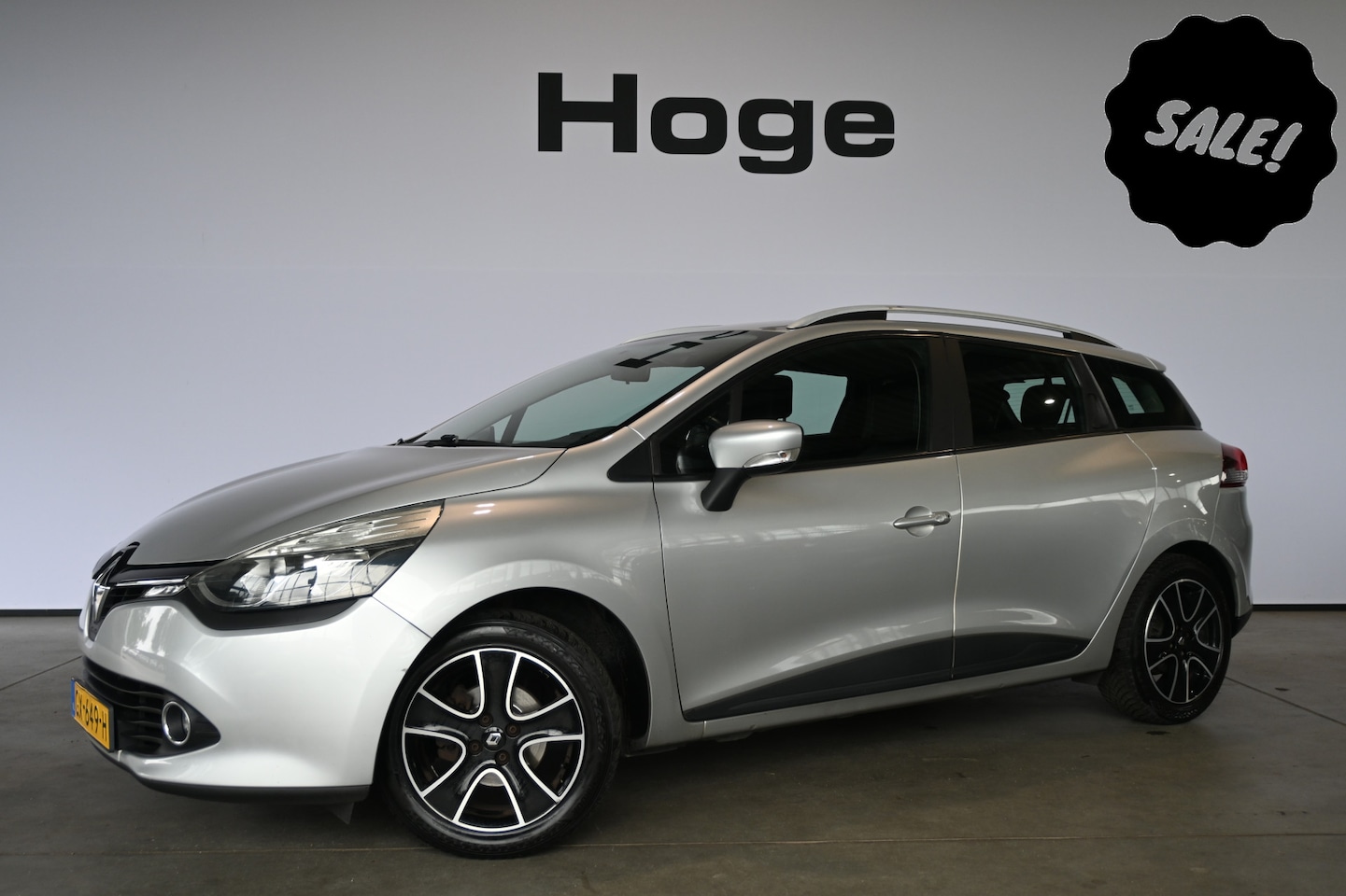 Renault Clio Estate - 1.5 dCi ECO Dynamique Airco Navigatie LED Trekhaak Rijklaarprijs Inruil Mogelijk! - AutoWereld.nl