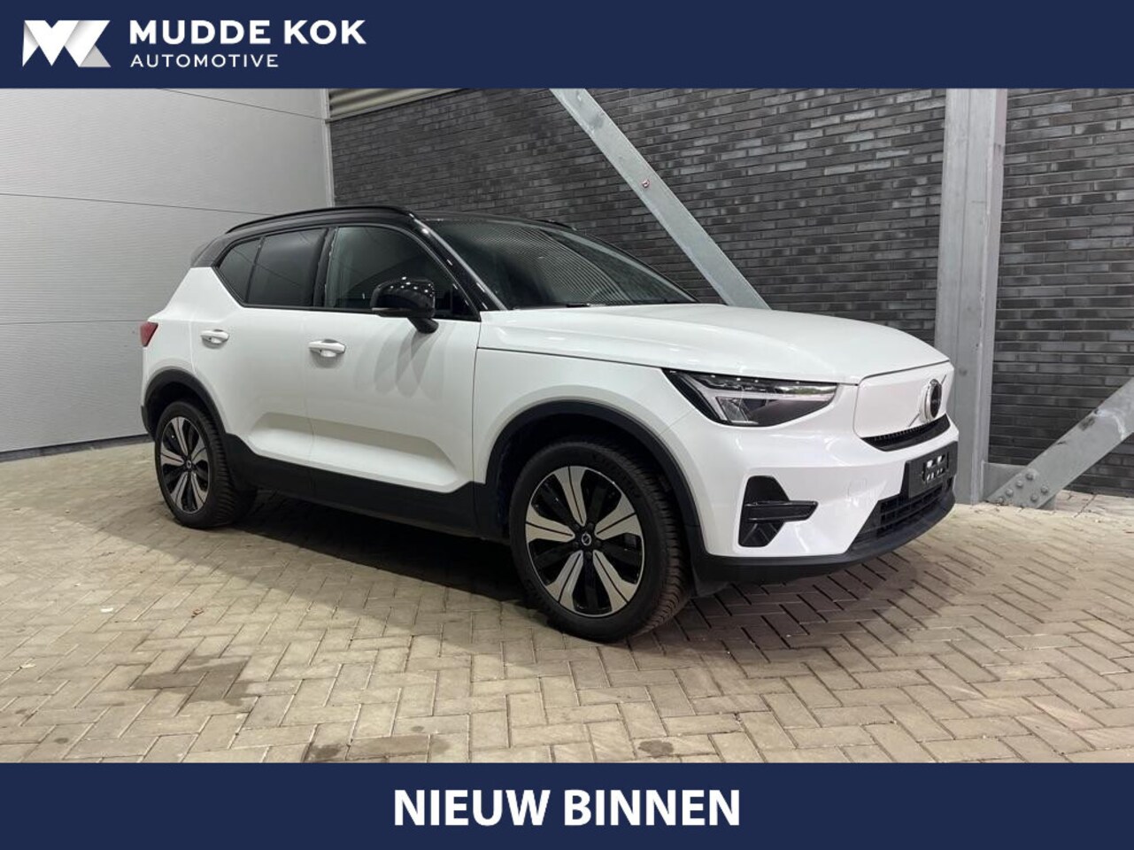 Volvo XC40 - Recharge Twin Core 78 kWh | Stoel+Stuurverwarming | Camera | Apple Carplay | Getint Glas - AutoWereld.nl