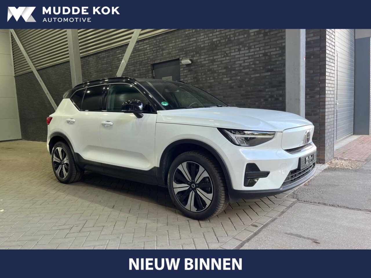 Volvo XC40 - Recharge Twin 78 kWh | Stoel+Stuurverwarming | Camera | Apple Carplay | Getint Glas - AutoWereld.nl