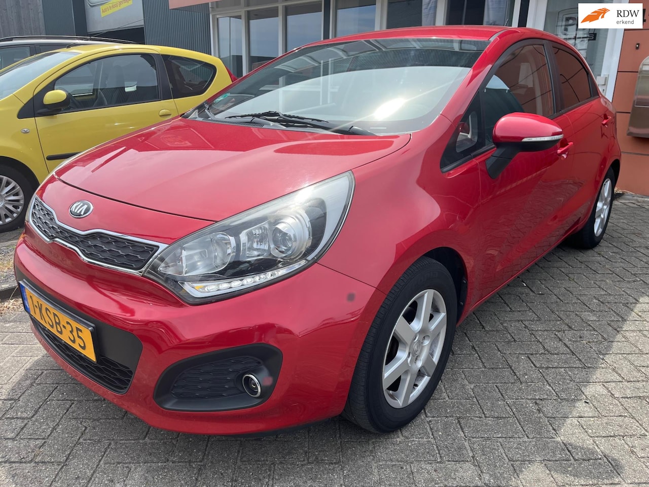 Kia Rio - 1.2 CVVT Plus Pack 1e eigenaar airco trekhaak - AutoWereld.nl