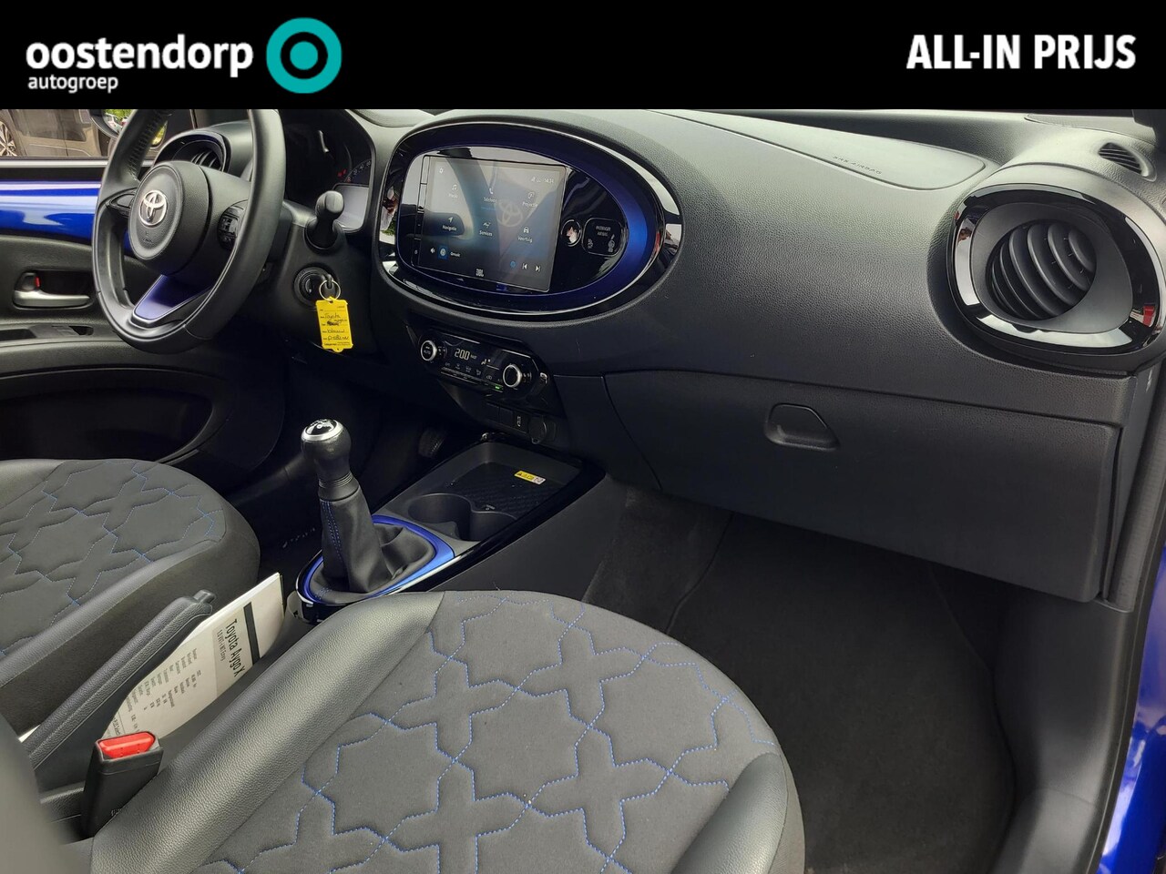 Toyota Aygo X - 1.0 VVT-i MT Envy | Apple CarPlay | Climate Control | Rijklaarprijs incl. garantie | - AutoWereld.nl