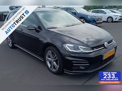 Volkswagen Golf - 1.5 eTSI highline bussines R-Line DIGI DASH AUTOMAAT