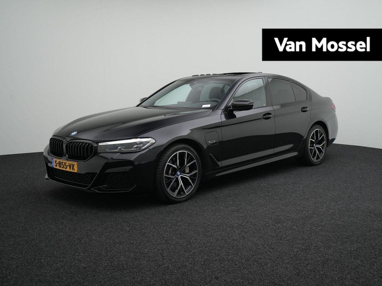 BMW 5-serie - 530e Business Edition Plus M-PAKKET | AUTOMAAT | SCHUIFDAK | - AutoWereld.nl