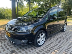 Volkswagen Touran - 1.6 TDI Highline BlueMotion Navigatie- Clima- Pano- Trekhaak- Lmv