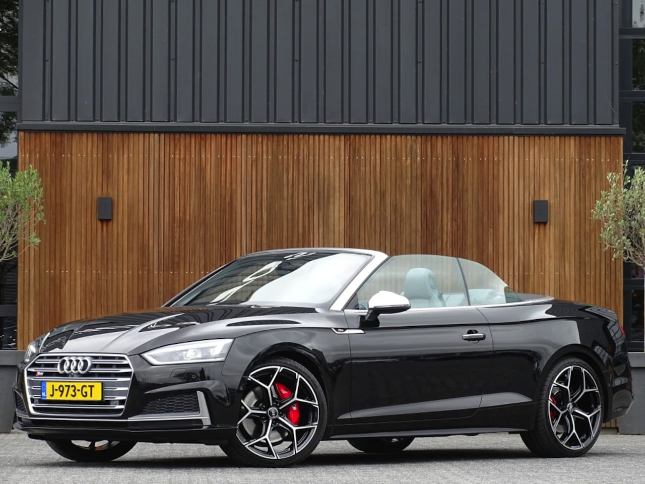 Audi A5 Cabriolet - S5 3.0 V6T 354PK Quattro / B&O / 360˚ / LED - AutoWereld.nl