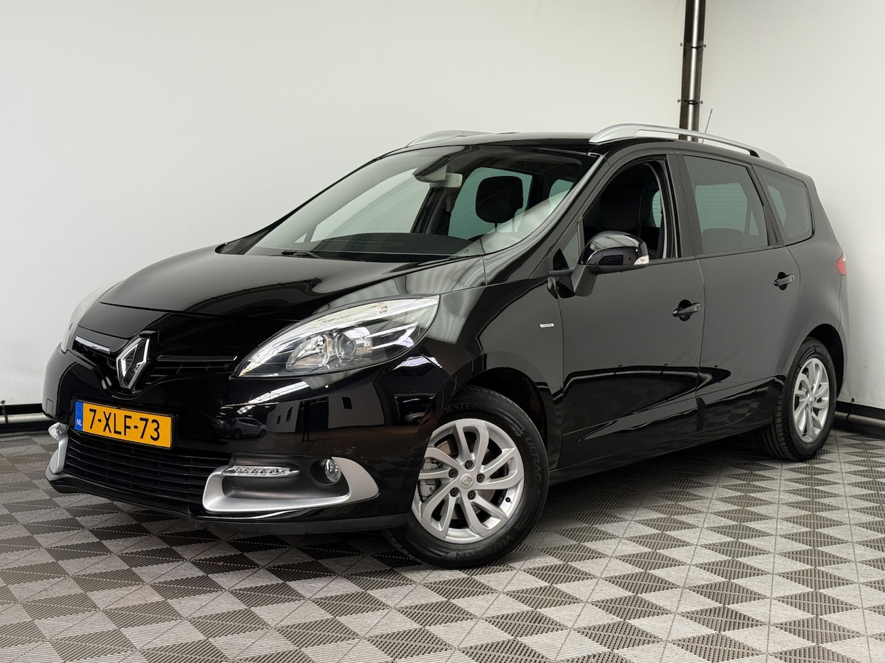 Renault Grand Scénic - 1.2 TCe Limited 7p. Navi PDC Trekhaak NL Auto - AutoWereld.nl