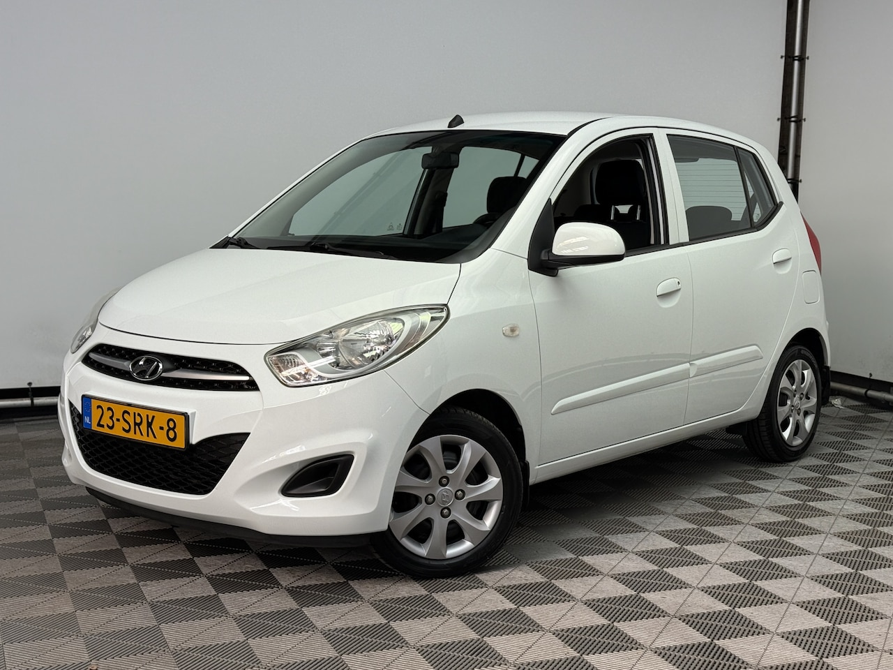 Hyundai i10 - 1.2 i-Drive Cool Aico NL Auto - AutoWereld.nl