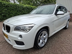 BMW X1 - sDrive20i High Executive PANODAK/LEER/CRUISE/NAVI 184PK