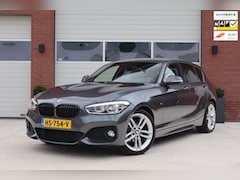 BMW 1-serie - 118i M Sport Executive Shadowline - Groot scherm navigatie - Led - 18 inch M-sport velgen