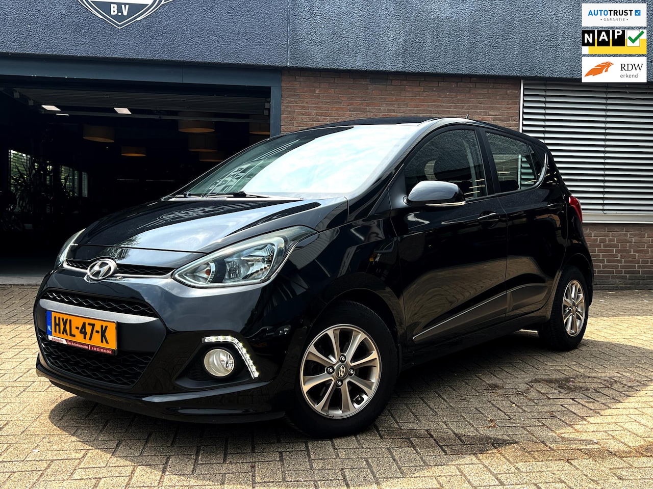 Hyundai i10 - 1.0i i-Motion Premium 1.0i i-Motion Premium - AutoWereld.nl