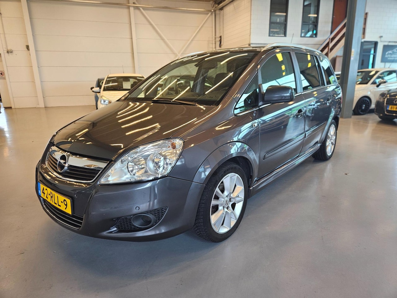 Opel Zafira - 1.8 Cosmo 1.8 Cosmo - AutoWereld.nl