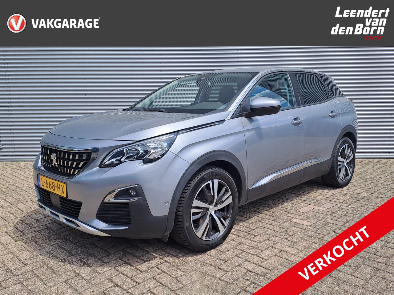 Peugeot 3008 - 1.2 PureTech Crossway | PDC | Trekhaak | Navi | Cruise | Camera - AutoWereld.nl