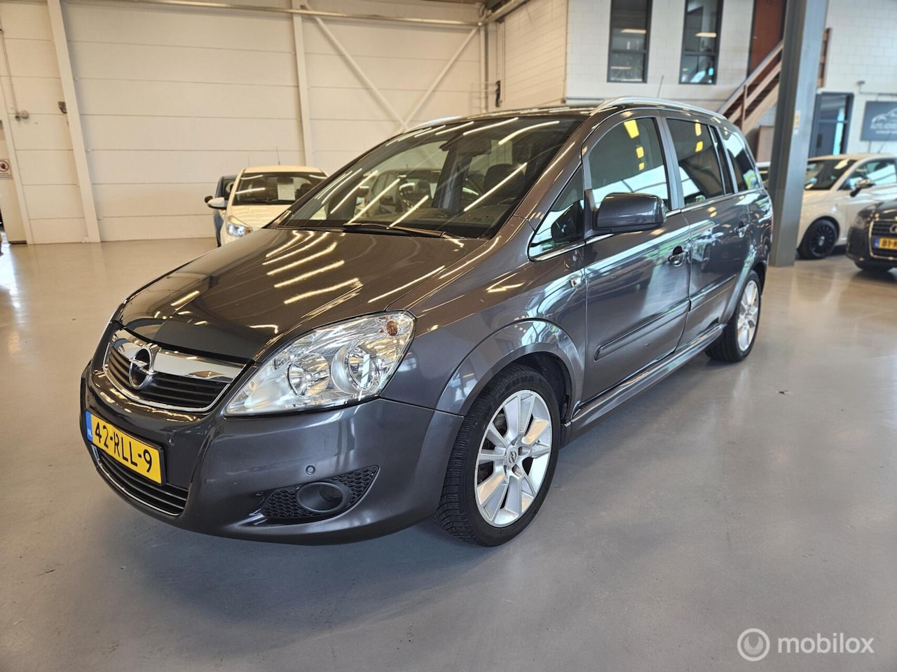Opel Zafira - 1.8 Cosmo 1.8 Cosmo - AutoWereld.nl