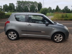 Suzuki Swift - 1.3 Exclusive