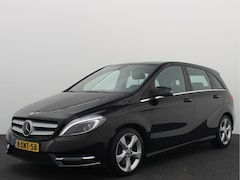 Mercedes-Benz B-klasse - 180 Prestige Comfort AUTOMAAT / XENON / NAVI / AIRCO / PDC / CRUISE / BLUETOOTH / NL-AUTO