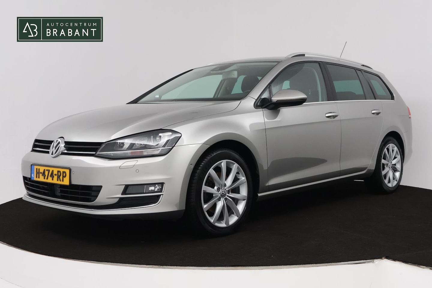 Volkswagen Golf - 1.4 TSI Business Edition R Connected (NAVIGATIE, PARKEERSENSOREN, STOELVERWARMING, LED) - AutoWereld.nl