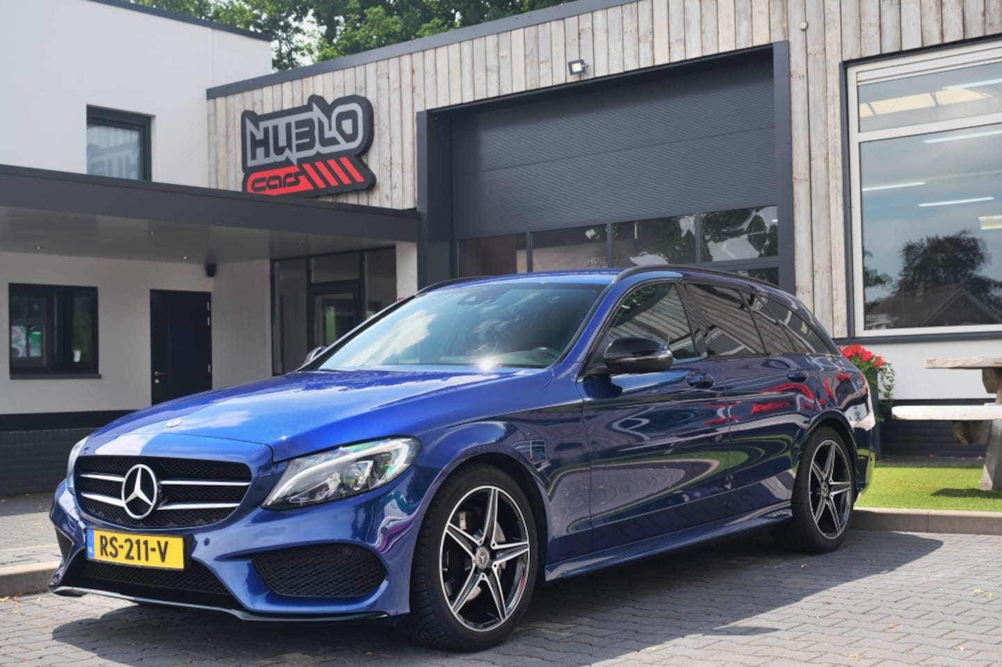 Mercedes-Benz C-klasse Estate - 180 AMG Line 180 AMG Line, Camera, Leder. - AutoWereld.nl