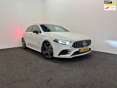 Mercedes-Benz A-klasse - PANO | sfeerverlichting | Keyless | NAP