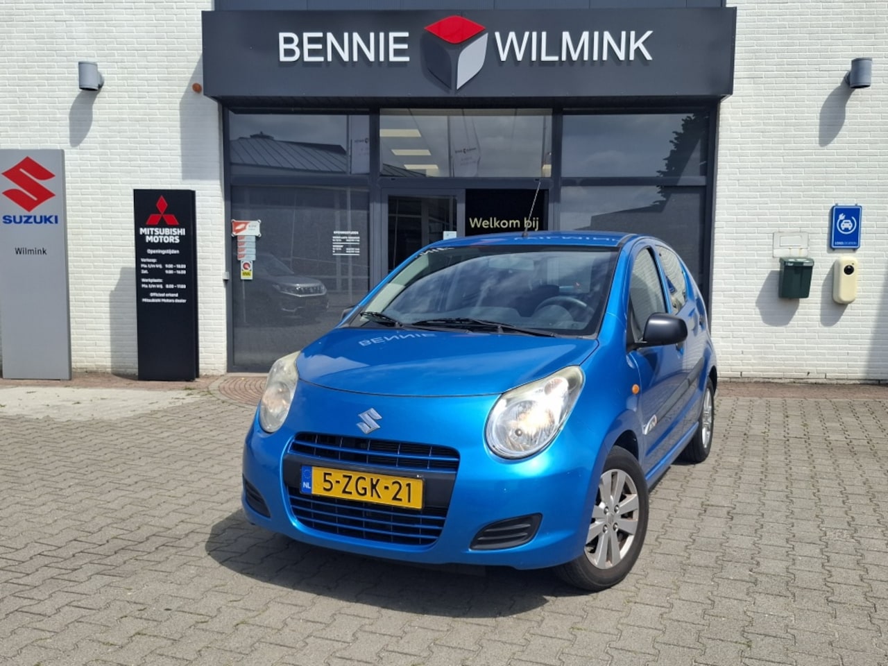 Suzuki Alto - 1.0 Celebration Slechts 24.801 km! - AutoWereld.nl