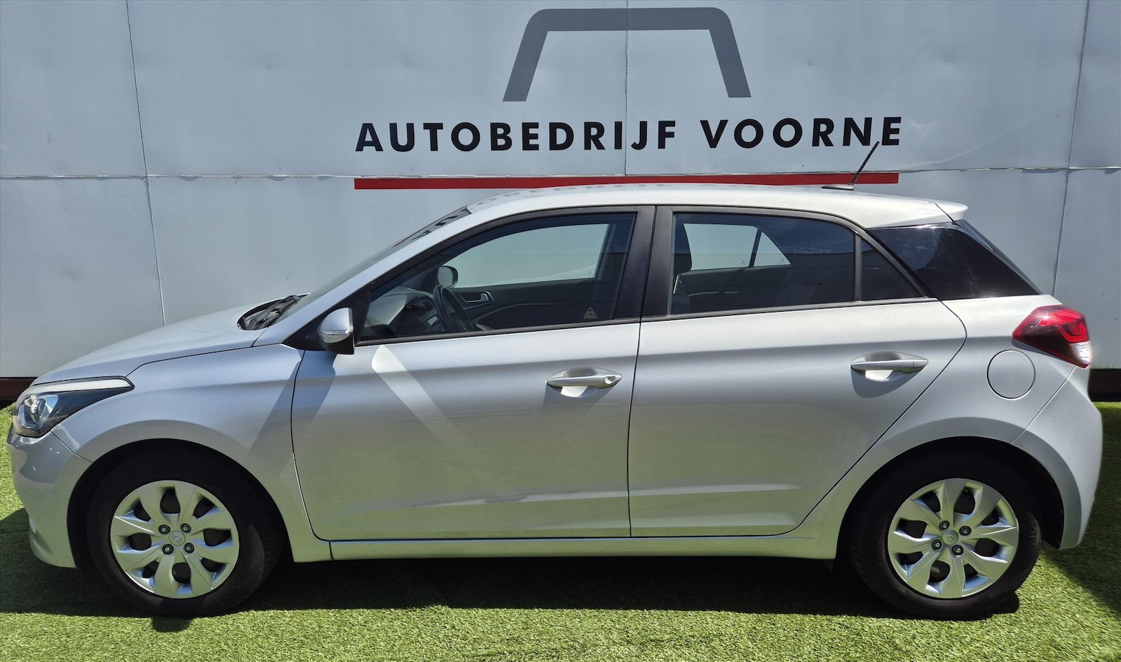 Hyundai i20 - 1.0 T-GDI Blue 100PK Comfort + navigatie - AutoWereld.nl