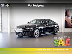 BMW i4 - eDrive35 70 kWh | M Sport | Stoelverwarming | Headup Display | Achteruitrijcamera | Summer