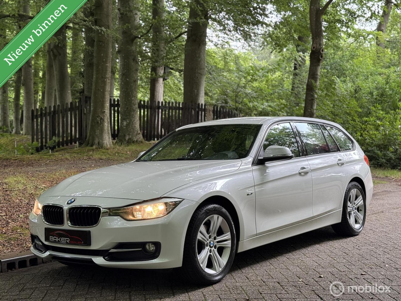 BMW 3-serie Touring - 318d High Executive - Sport stoelen - - AutoWereld.nl