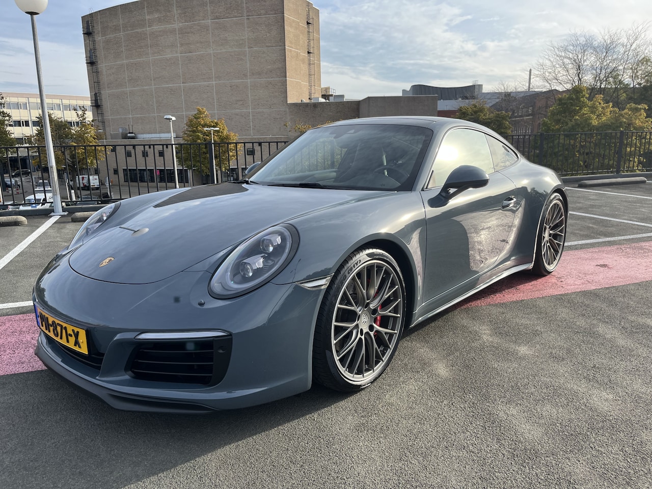 Porsche 911 - 3.0 Carrera 4S 3.0 Carrera 4S, schuifdak, navi, sportuitlaat, leder - AutoWereld.nl