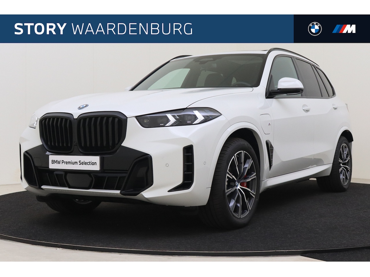 BMW X5 - xDrive50e High Executive M Sport Automaat / Panoramadak / Trekhaak / Soft-Close-Automatic - AutoWereld.nl
